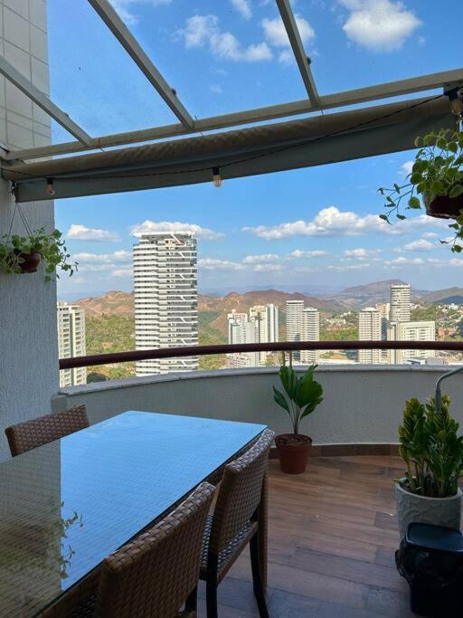 Linda Cobertura No Vila Da Serra Nova Lima Kültér fotó